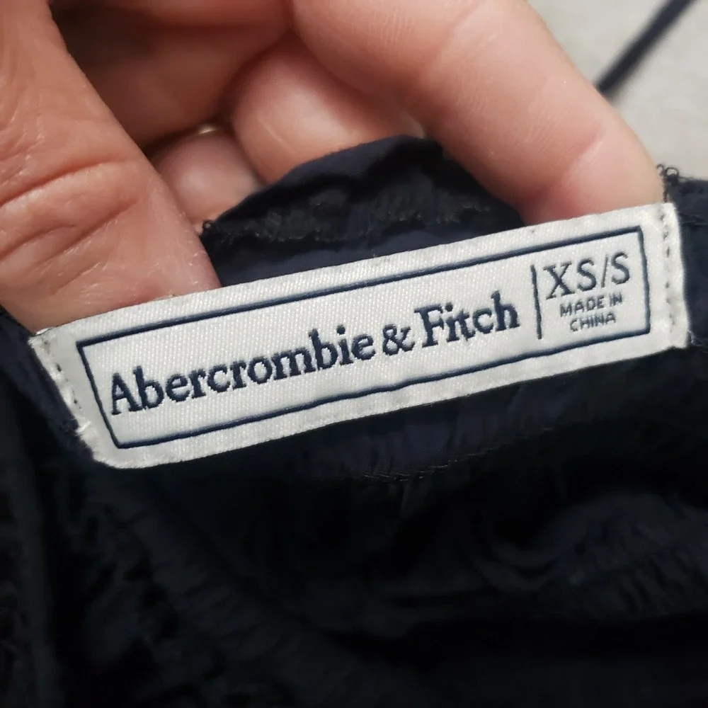 Abercrombie and Fitch Crochet Womens XS/S Black Sleeveless Beach Cover Up